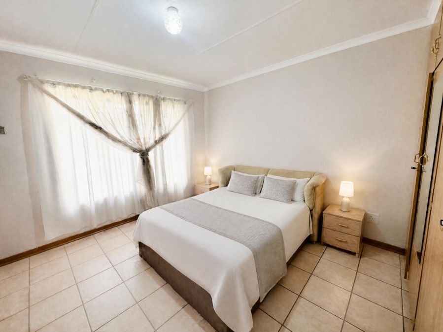 2 Bedroom Property for Sale in Potchefstroom North West